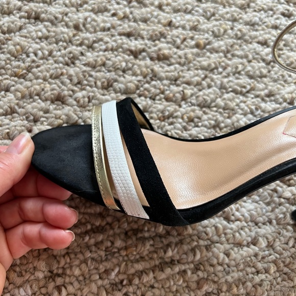 Isaac Mizrahi suede and leather heels - Picture 6 of 12